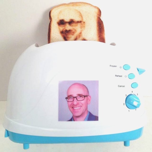 vewnew_app's tweet image. Selfie Toaster 😂🍞📷

#vewnew #creative #smart #technology #iot #innovation #hardware #crowdfunding #siliconbeach