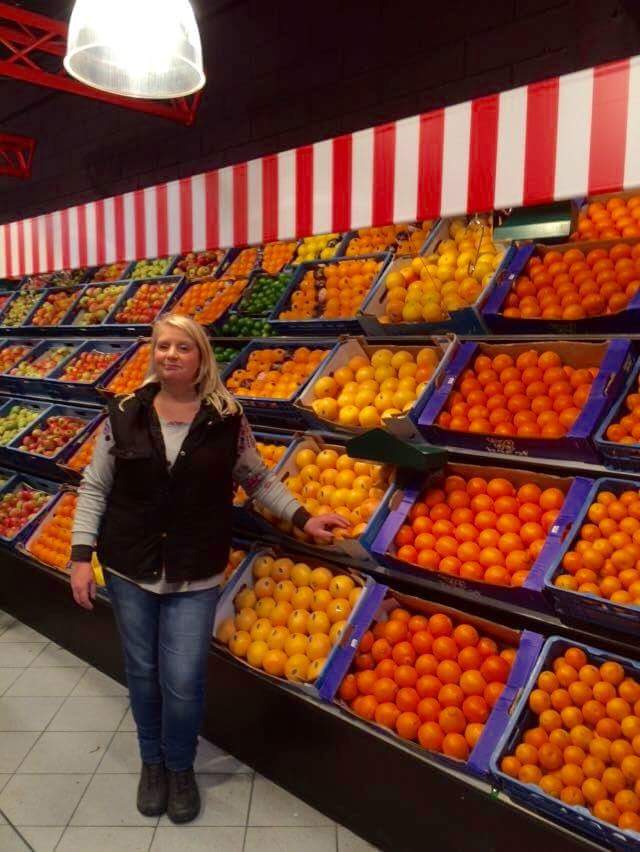 E_d_Br's tweet photo. De goedkoopste #verswinkel.Vanaf woensdag ook in #Zeewolde.#groente #fruit #noten #kaas #dekoopman #speciaalzaak https://t.co/YGJCxjO5yV