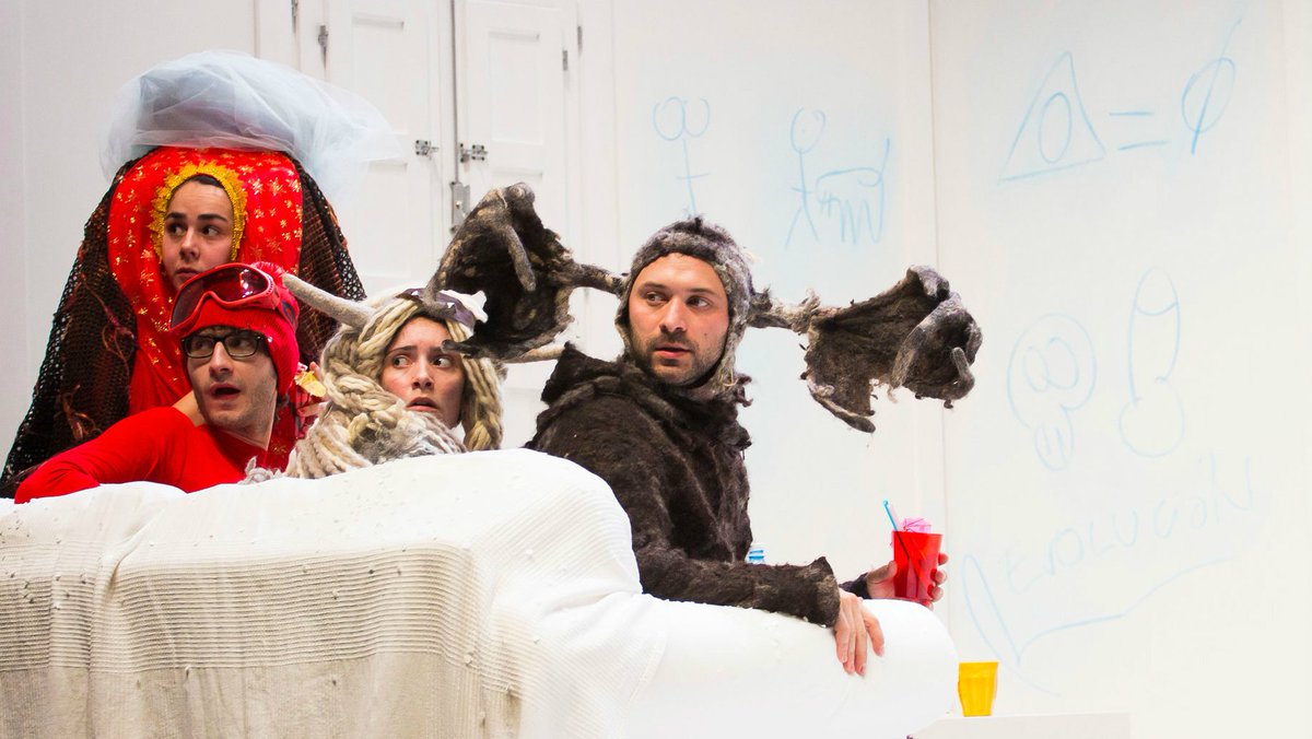 De 'Perplexo' a 'Perplejo': iLMaquinario Teatro, de Galicia a Euskadi  rtve.es/alacarta/audio…