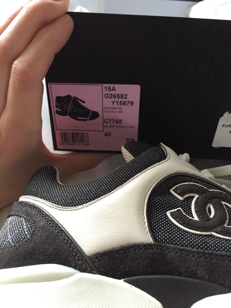 addicted_fash's tweet photo. Chanel runners size 40/6 in stock #Chanel #addictedfashion #personalshopper https://t.co/Cnv15UIv50
