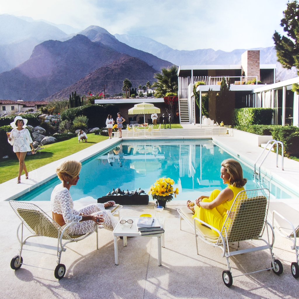 jpconnelly's tweet photo. Umm perfect photo. SO excited for #ModernismWeek in #PalmSprings on insta. ๐ท #SlimAarons #poolsidegossip #modernism https://t.co/MBw9GqEjCz