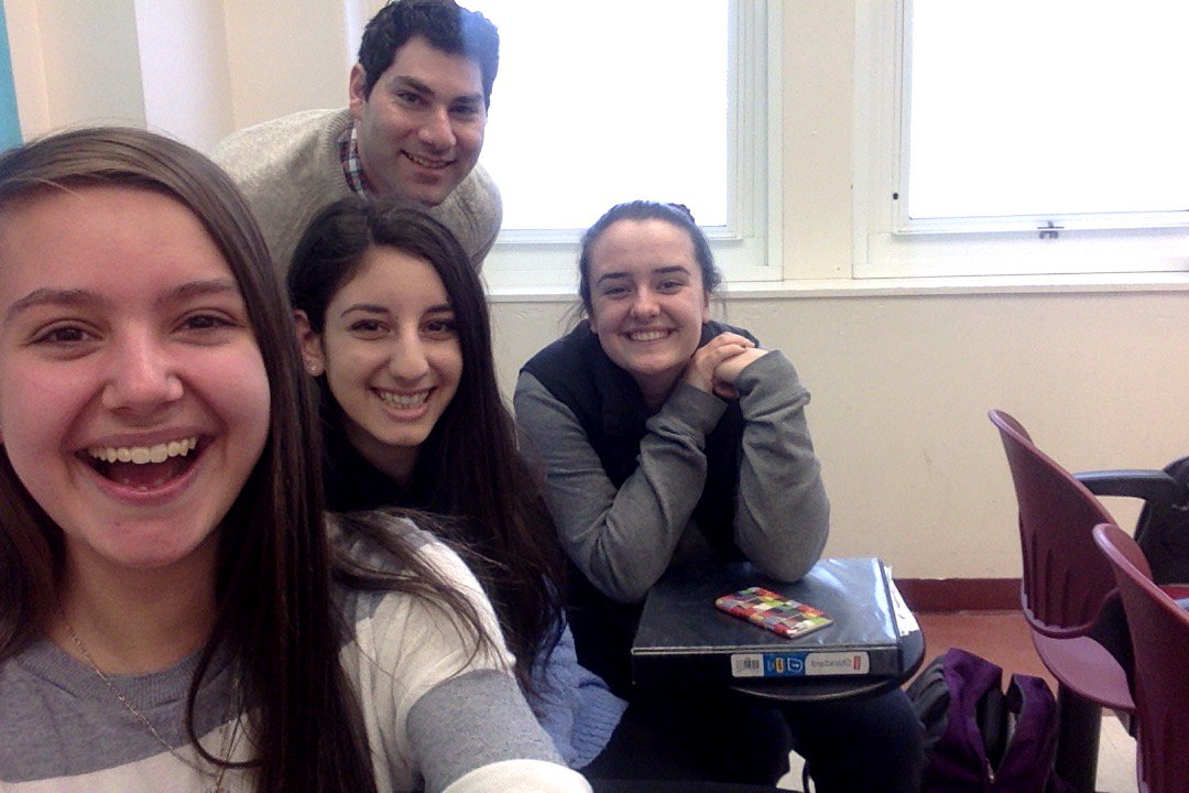 Cassandra_Gug's tweet photo. #PRHSvirtualday update from Envi Sci, just cuz it's virtual day doesn't mean we get to play energy city😑😕😝 #wheresD https://t.co/GItGqyOjoU