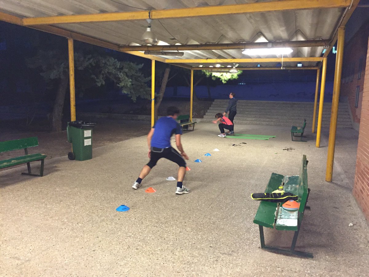 ACFYS's tweet photo. Entrenamiento de coordinación y resistencia de esta semana. ¡Toca ponerse las pilas!

https://t.co/wJKIio1UwJ https://t.co/MQjRX0IUSj