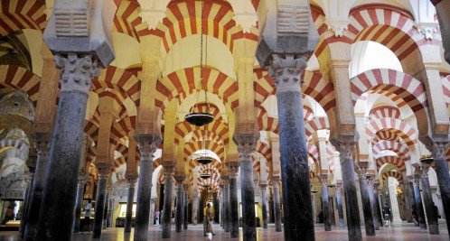 elisanieto73's tweet photo. Podemos pide a la Iglesia la escritura de la Mezquita Catedral de Córdoba y otros edificios https://t.co/nNIdFkh3OJ https://t.co/OX1urbdr8s