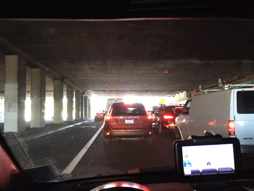 ourWEHO's tweet photo. I hate when I'm stuck under an overpass at a red light. #paranoid #earthquake #sevenpointfive #mydayinla https://t.co/YBcBBQkBEz