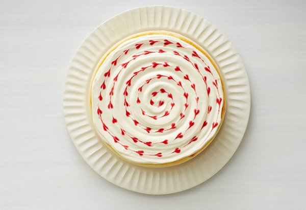 This is an ingenious way to transform a store-bought cheesecake bit.ly/1RM3brW