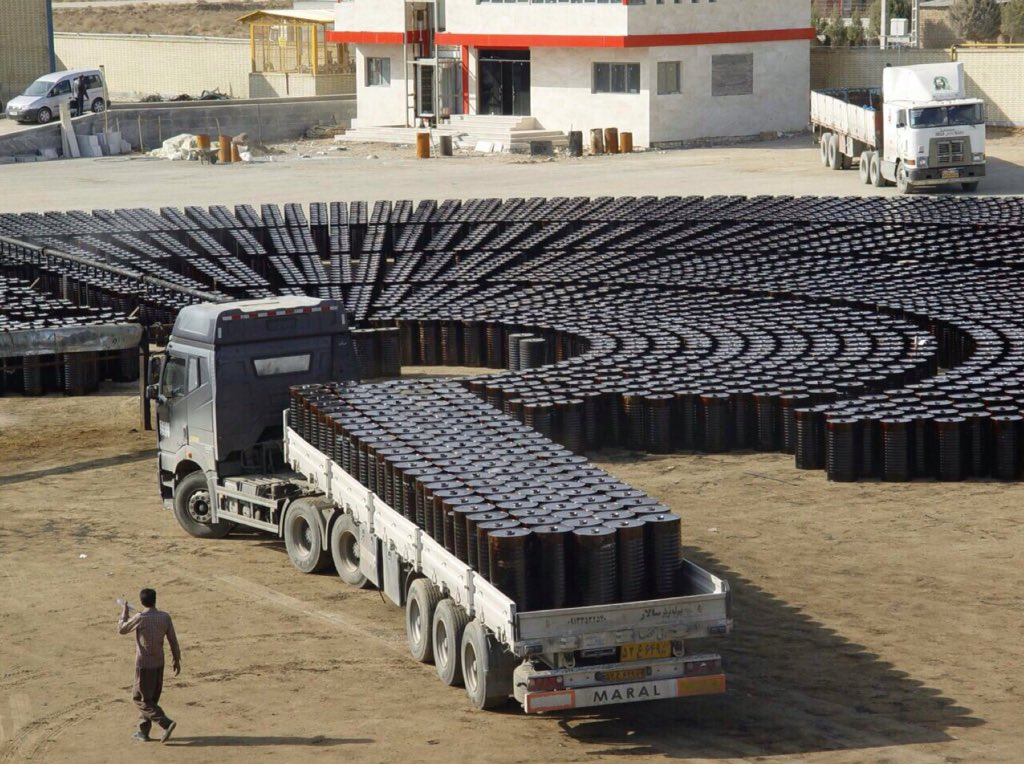 BitumenBiz's tweet image. ATTENTION : 
PETROLEUM BITUMEN is available with lowest and cheapest price.Send your request to: info@bitumenbiz.com