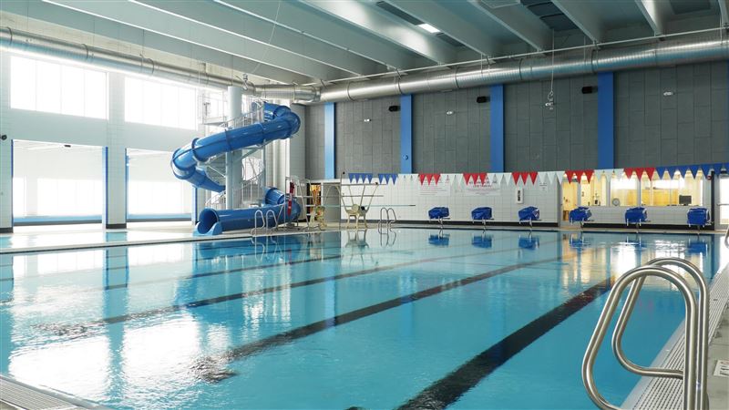 HaywardPool's tweet image. #Utah school does $5 mil #pool renovation, complete with new #family-friendly features. hywd.co/Y51GQ