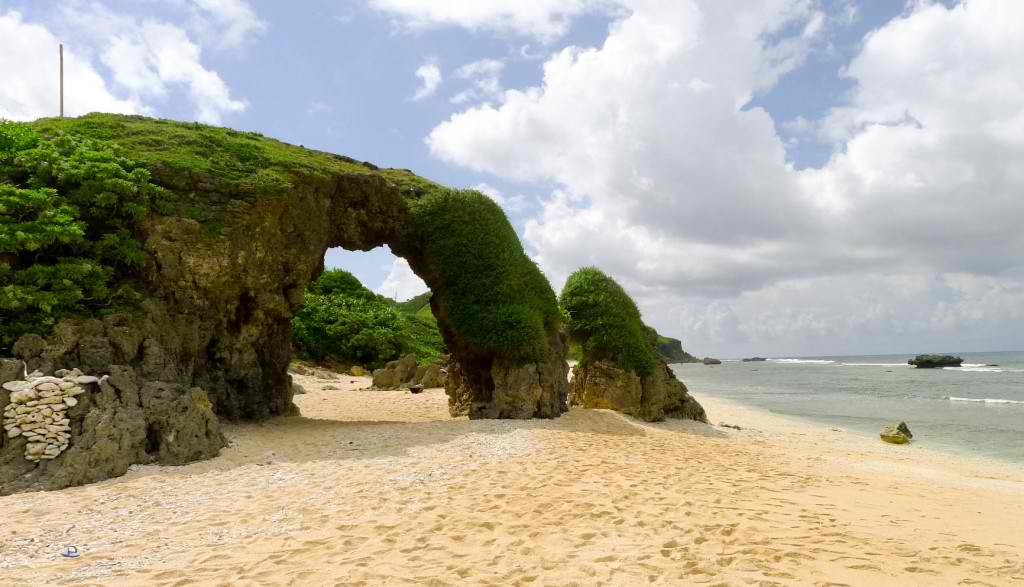 FindmyLovenAsia's tweet photo. Batanes, Philippines #Travel #Date #Love #FindMyLoveInAsia https://t.co/zEzX5VrfOZ