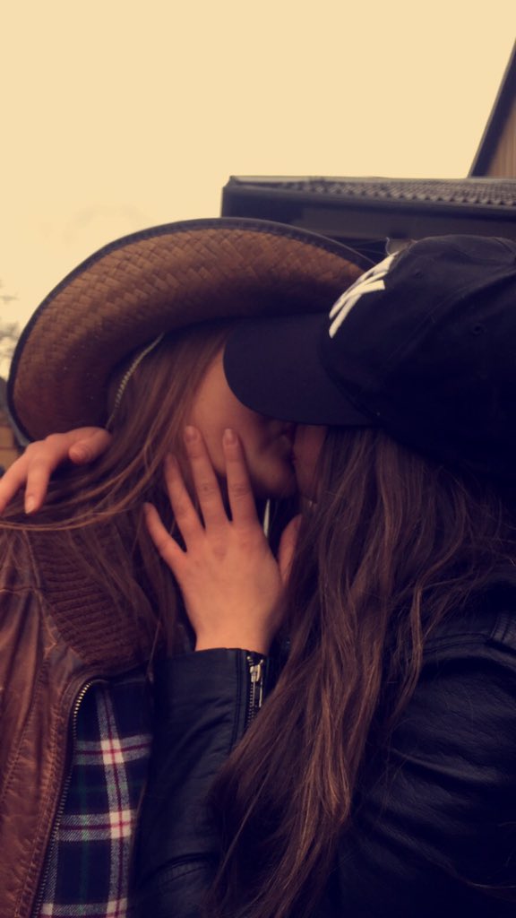 einhoernfee's tweet image. Karneval war schon geil 😂👌🏻❤️ 
Ich will nicht das morgen der letzte Tag ist 😭