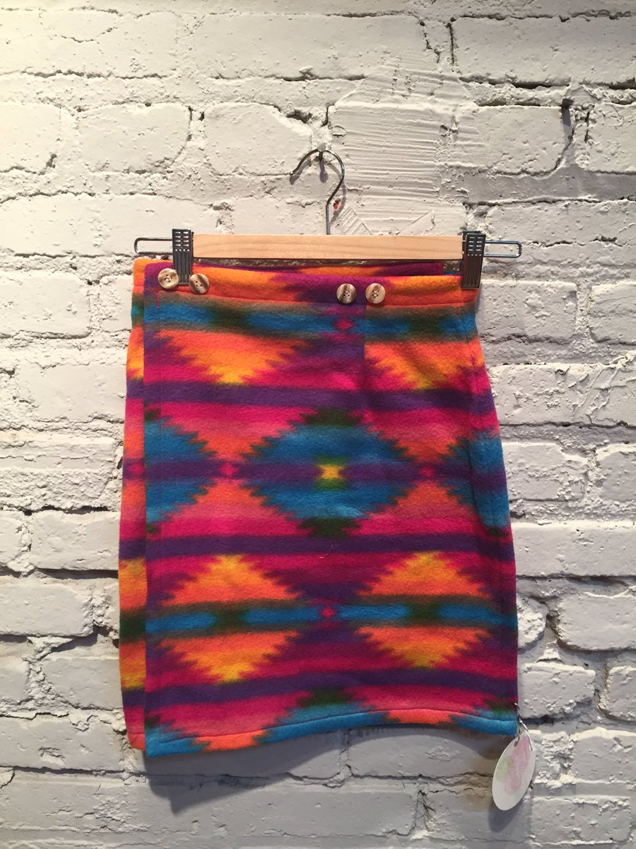 @HAYritavintage at Miss P's! Come checkout these colorful finds! @aCreativeDC #localvintage #getthatgift #feelgood