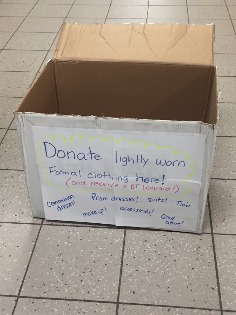 btstuco's tweet photo. @BT_Council Bring your items to the council office this week, everything is appreciated! 👍🏼💍💄👗👔🎩👠 https://t.co/7mpSh3G4T4