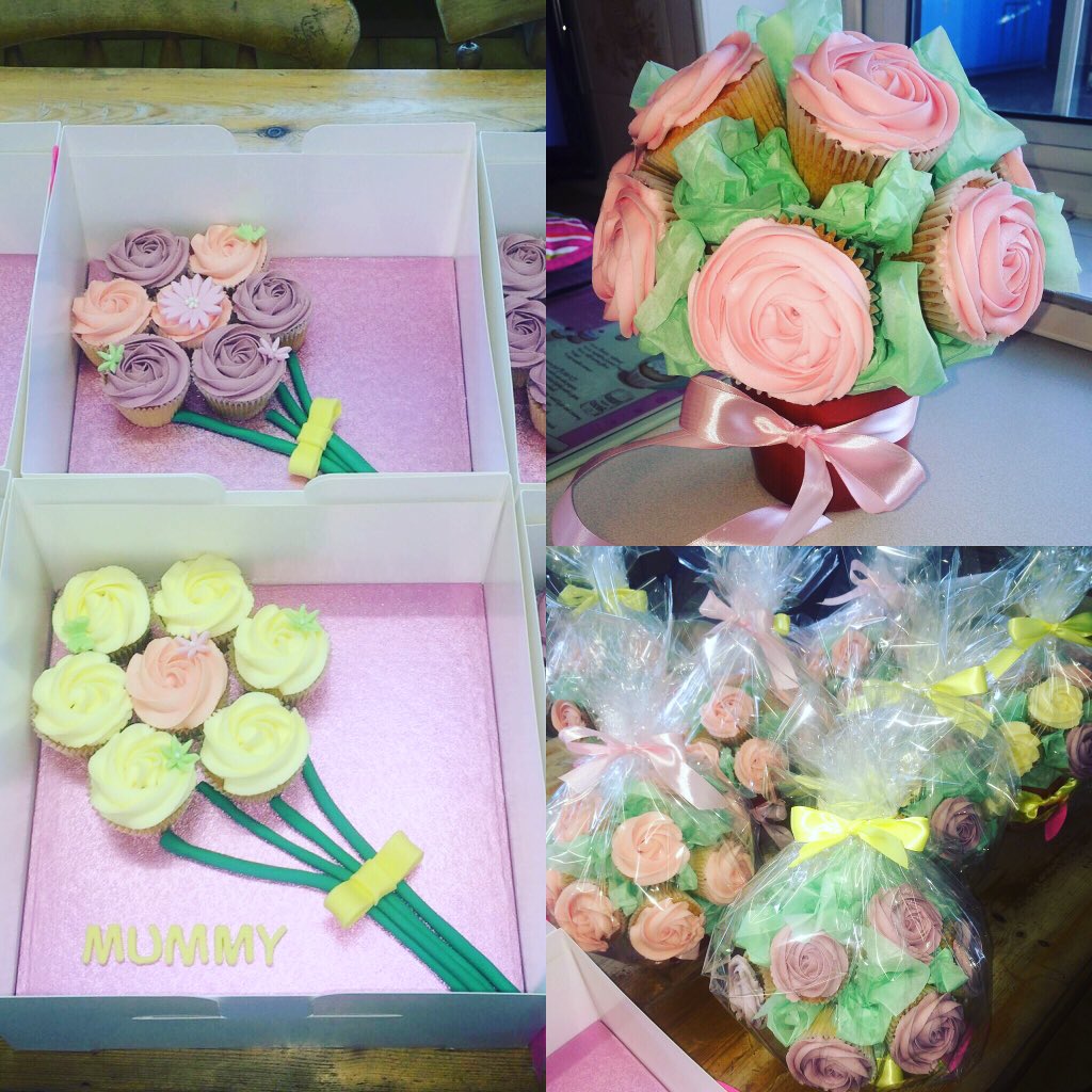 WernicaHummell's tweet photo. RT https://t.co/apYi4srDrE #mothersday #cake #cupcakes #flowers #flowersnotflowers #bouquet #mum #gift #love #pre… https://t.co/GozBCIQF7J