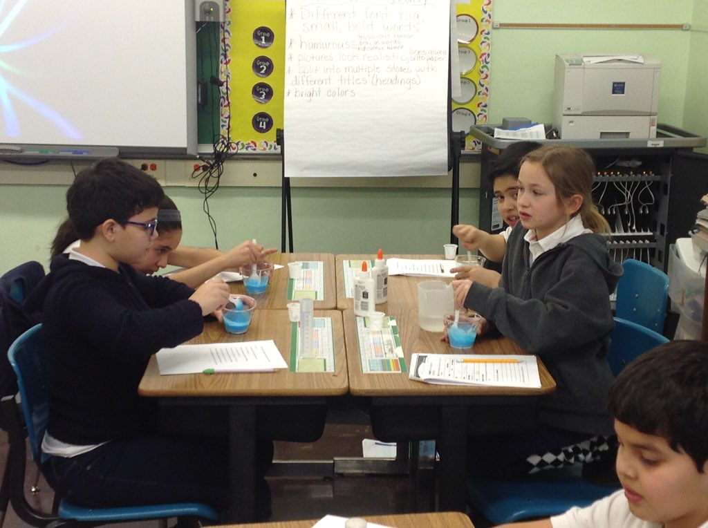 mrsWilk213's tweet photo. #roy4th exploring chemical changes #d83shines https://t.co/zWST6pcKsn