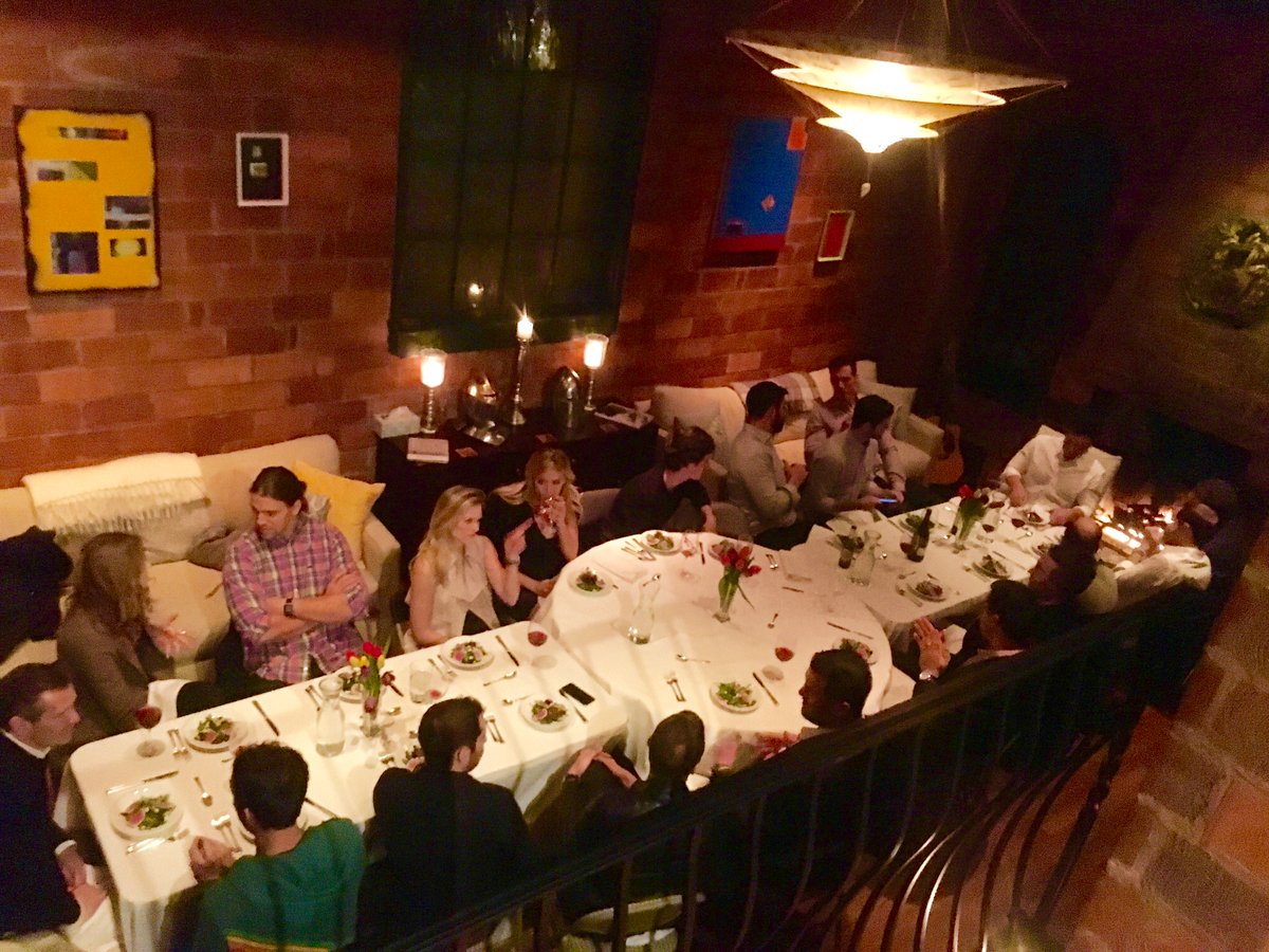Amazing time hosting NFL+Tech dinner in SF w <a href="/JeremyBloom11/">Jeremy Bloom</a> + @3rd_Goal and so many great tech + media + NFL leaders