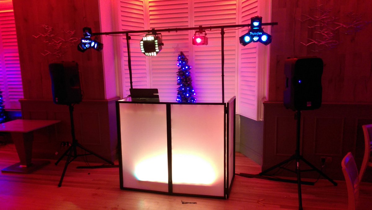 DiscoEpic's tweet photo. #Weddingplanning your #wedding in #Bournemouth #Dorset
https://t.co/lH5JIUgz3V
#Wedding2016 #WeddingReceptionGoals https://t.co/WnXD3pzPjZ