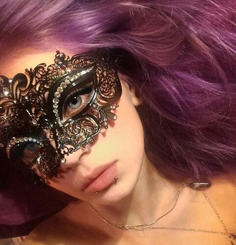 ABitHellish's tweet image. Masqueraaaade!