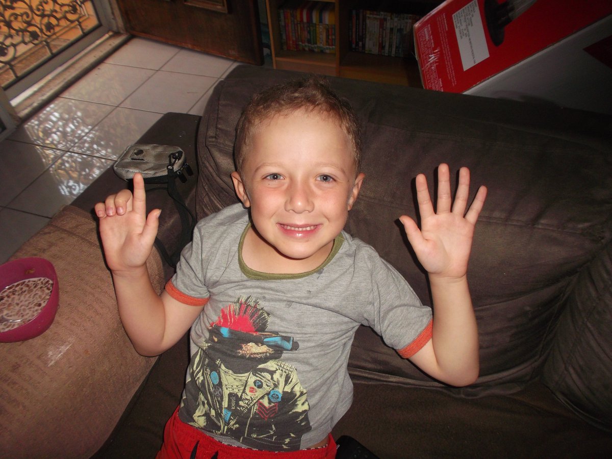FionaTerrell82's tweet photo. GUESS WHAT @Jakielmariner it's my son Terrell's 7th birthday today.......... https://t.co/R7NlppBETX