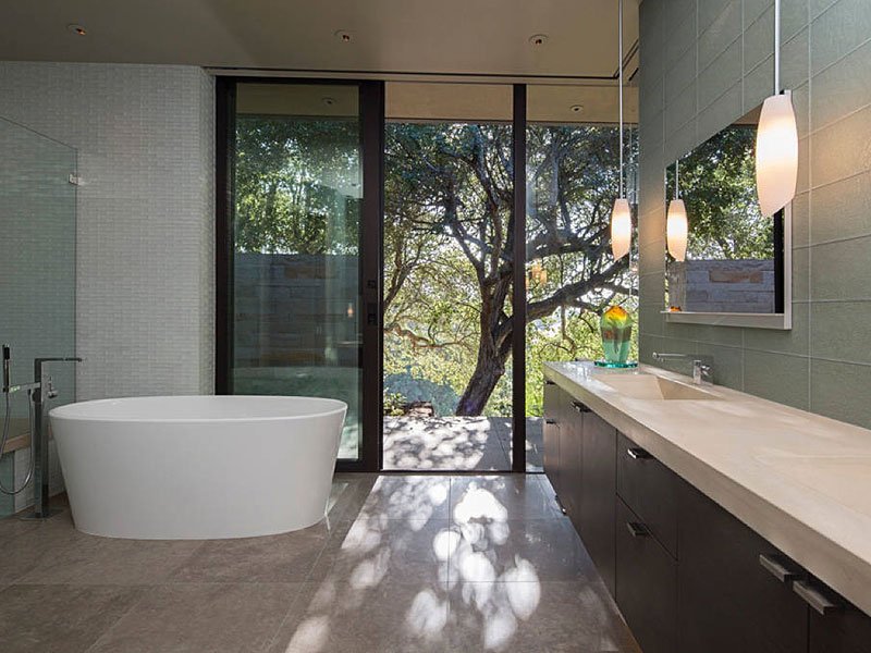 people's tweet image. Peek inside Beyoncé's stunning $10,000 a night Super Bowl weekend home rental peoplem.ag/CcCScKd