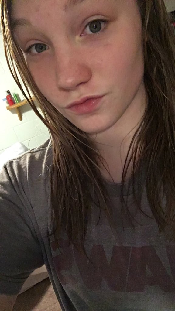 Makeup_by_B's tweet photo. Did @Alexb4868's makeup today!! πππ #makeupbyb https://t.co/VOUvsJtnuJ