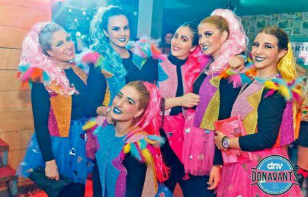 akarosho's tweet photo. 🎉👏👑🍸 @RaquelMora09 @IreeneeLopez @Pejimen @eleniita95 https://t.co/FYXlITsWeG