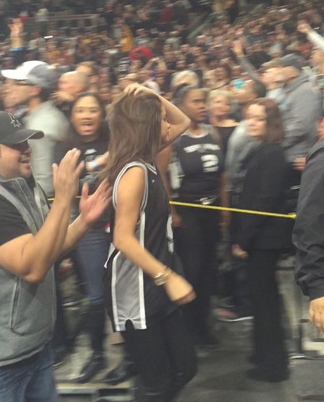 sg throwbacks  FAN ACCOUNT on X: February 6, 2016: Selena Gomez at Spurs  vs Lakers basketball game.  / X