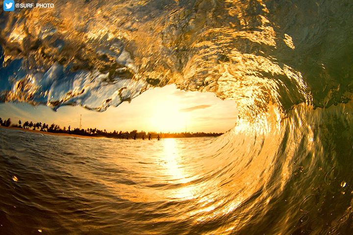 LevanteSurf's tweet photo. Mejor forma de terminar el día

Best way to end the day #surf #surfing #waves #sun #beach https://t.co/KxI00iTf40 https://t.co/zTgLxMt6hY