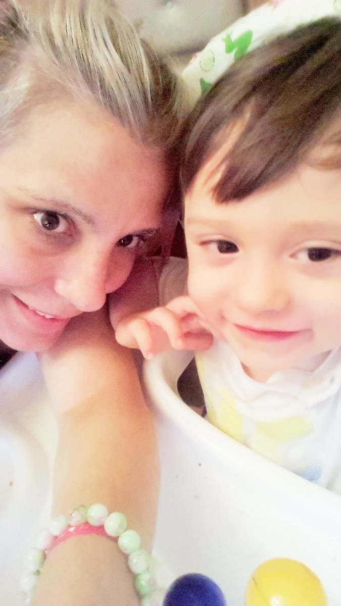 loremar_f's tweet photo. selfies con los mas lindos! https://t.co/EvBE6XUveV