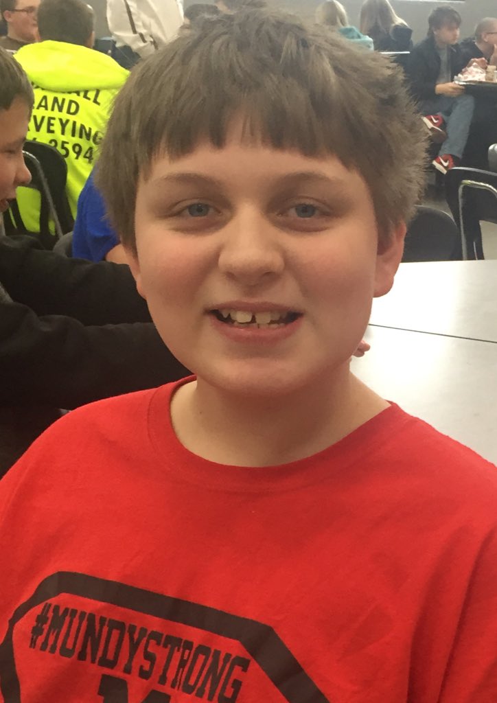 SMShawks's tweet photo. #CelebrateMonday #MundyStrong https://t.co/jzPssl7Zxc