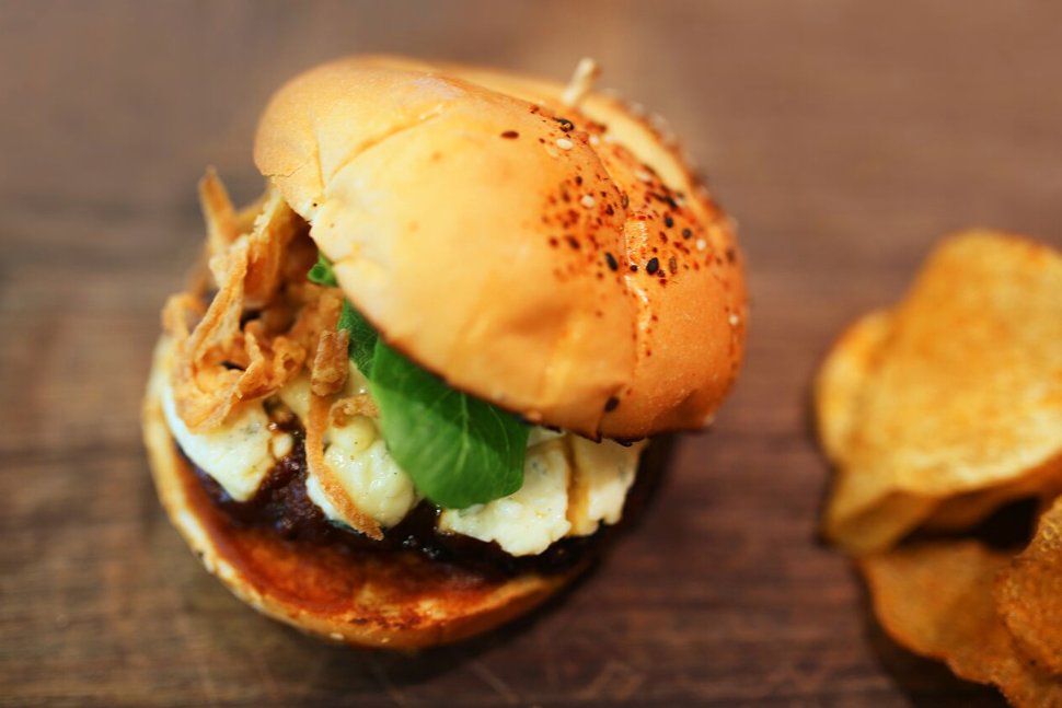 Tap415's tweet photo. Hey @WestfieldSFC shoppers! Pick up one of our handcrafted burgers while you pick up the newest styles! https://t.co/feycJzcLEP