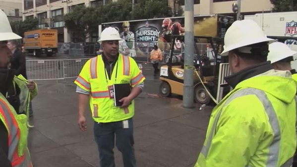 danopryor's tweet photo. Go behind the scenes as Comcast powers your Super Bowl experience! #emp https://t.co/qxWlZkBRzw