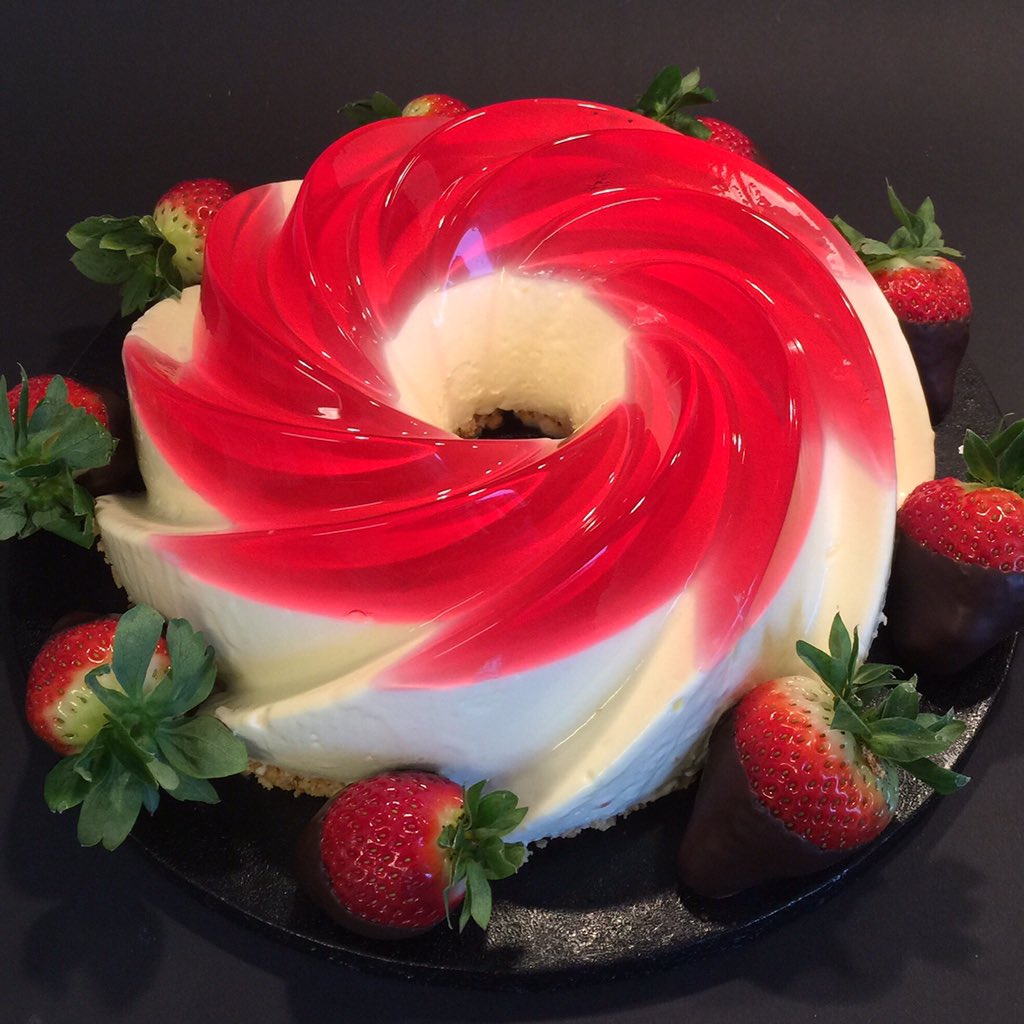 KakebuaAS's tweet photo. Mmmmmm....ostekake! Cheesecake🍰 https://t.co/za7UGit6dM