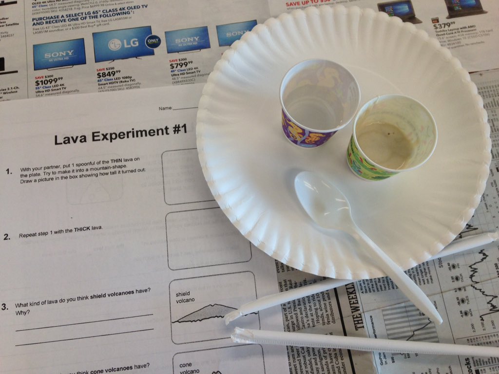 Browncrew18's tweet photo. About to start our lava experiment! @MysterySci #4thgrade #sciencerocks https://t.co/6qgPXXlof1