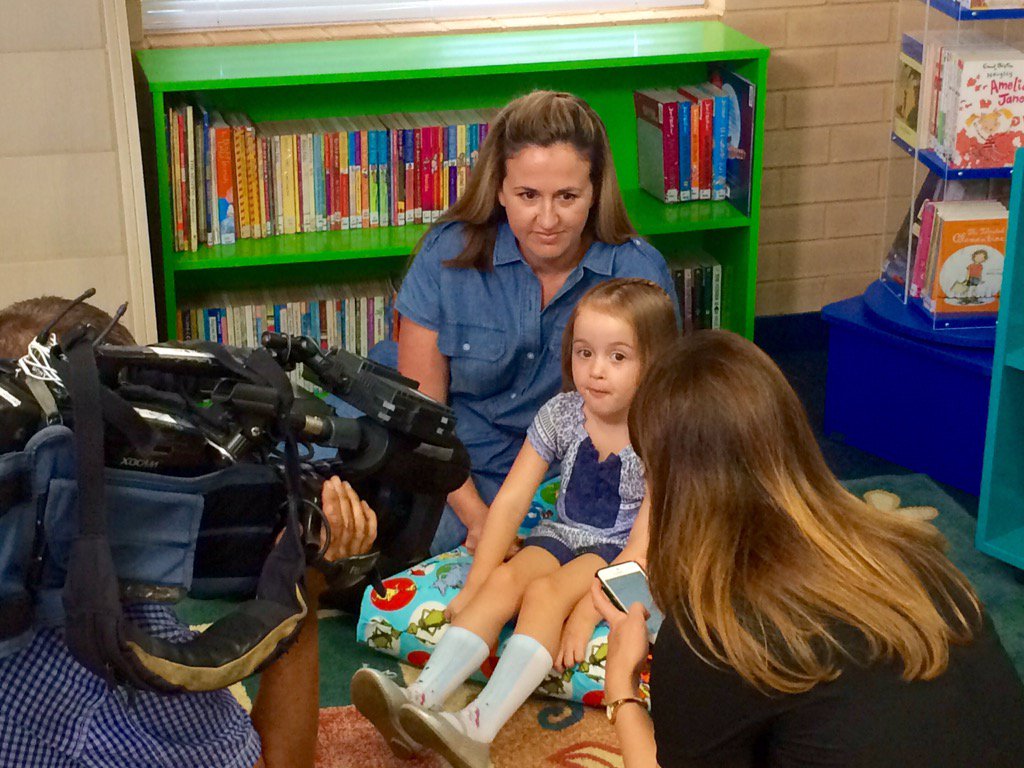 DiWilcox's tweet photo. My gorgeous niece helping me with some television work. https://t.co/JIZLKYR2Tr