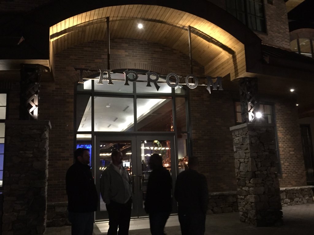 @THDBecky31 <a href="/mwalker015/">Michelle Walker</a> NEVER LEAVE YOUR PHONE UNATTENDED! 😜!