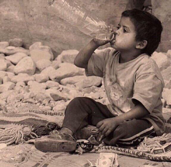 Group_she3er's tweet photo. وحيد ماعندك من العالم اصحاب
محتاج حتى فـ الامور الصغيره
.
ملابسك : رغم انها كلها .. ترااب
احساسك انظف من اوادم كثيره https://t.co/SFreVXxmtN