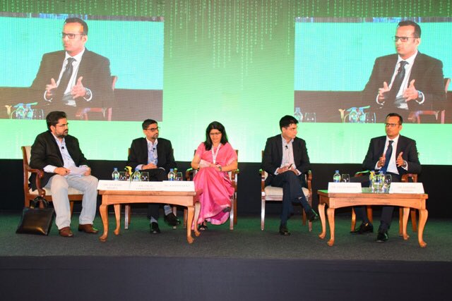 sourabhmishra's tweet photo. Loyalty experts @vik8020 @RajolaSohini @Vinay_Bhatia7 @chinmaisharma on how brand stories can be lived #customerfest https://t.co/oMD4VzKD81