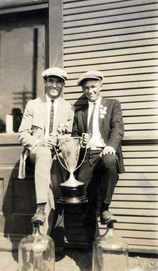 SmallWorksPress's tweet photo. My father Harvey G. Stanford (left) w/his Lawton Thomas.
https://t.co/LirpgHOMYJ
#SmallWorksPress #ArtCulturePR https://t.co/8Oy4JY8H0d