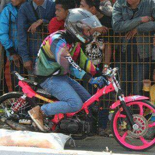 rezhaadityasap1's tweet photo. Gass pollll https://t.co/64GIAVZ5nt