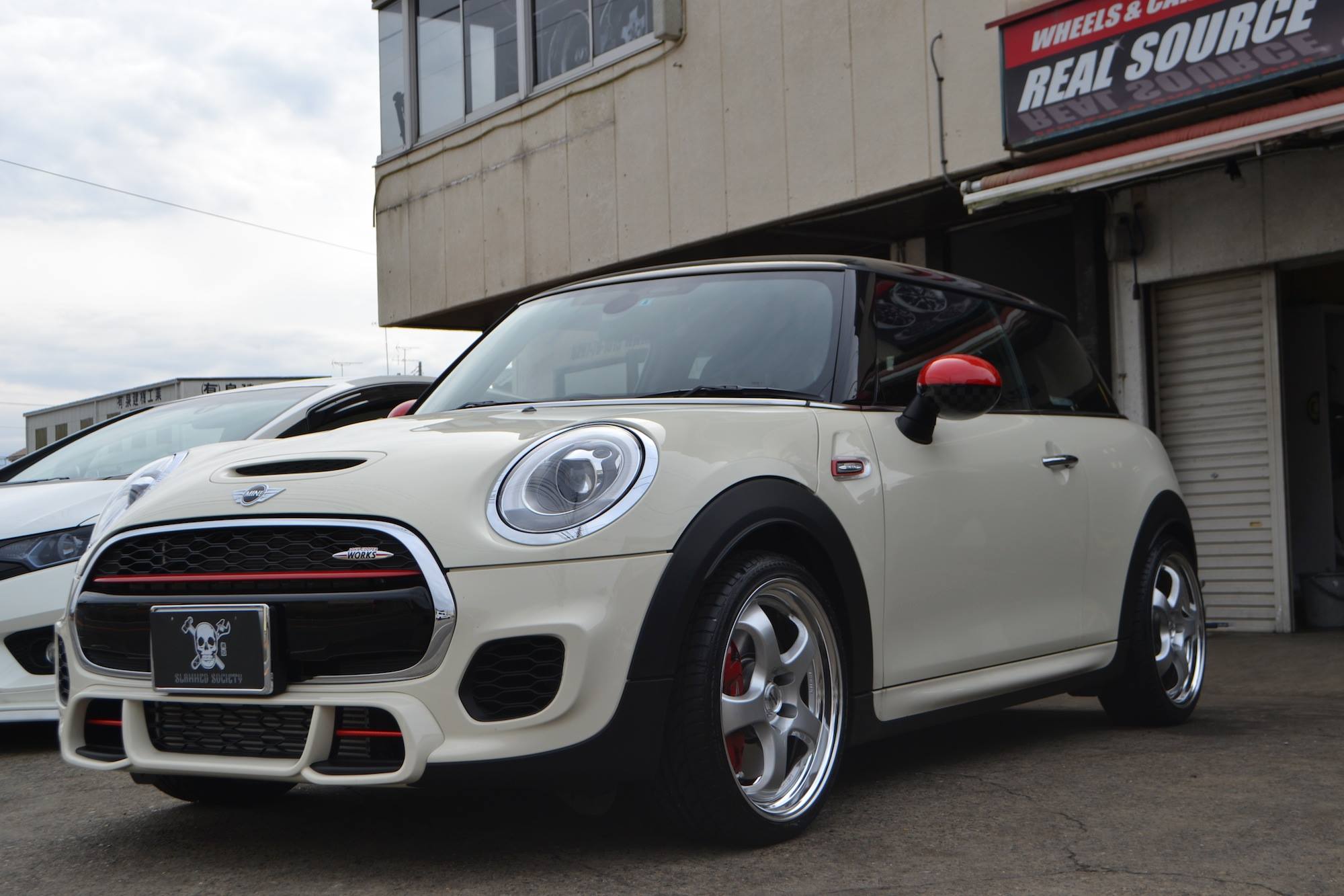 絶版品☆1/18：ミニクーパー S ジョン クーパー/ワイドホイール