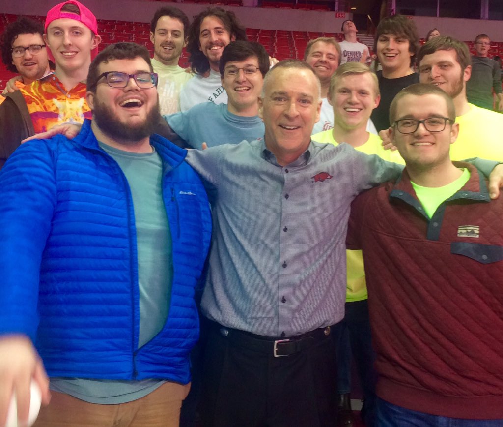 👏👏👏 Greek Life Winners

Congrats &amp; shotout
<a href="/arkansasKD/">Arkansas Kappa Delta</a> ✔️
@ARFarmHouse ✔️

💰5️⃣0️⃣0️⃣ going to their philanthropies!