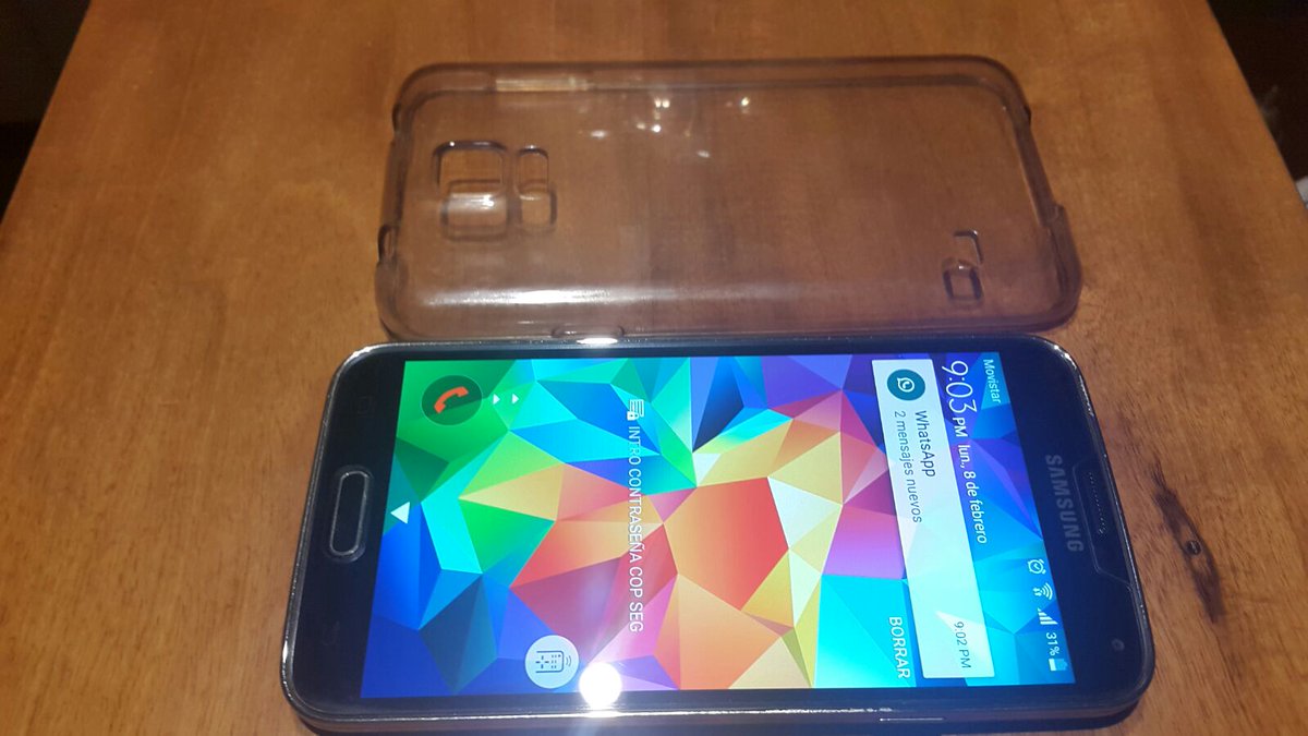 importacionesn's tweet photo. Samsung s5 como nuevo, 10 de 10. 4g, libre.Se entrega con funda, cargador, auriculares, vidrio templado. Usado.$7000 https://t.co/yrYyo31Svj