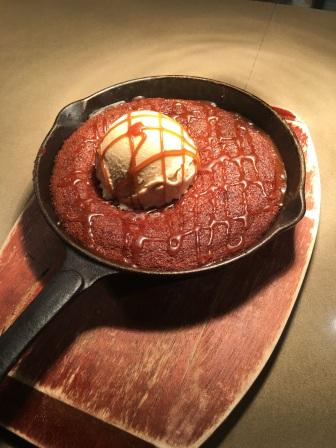 bluedragonbos's tweet photo. #Dessert courtesy of @bluegingersweet Dopplebock Ginger-Molasses Cake w @jacksabby saxonator #beerdinner #CNY2016 https://t.co/Xu3RHwlqio