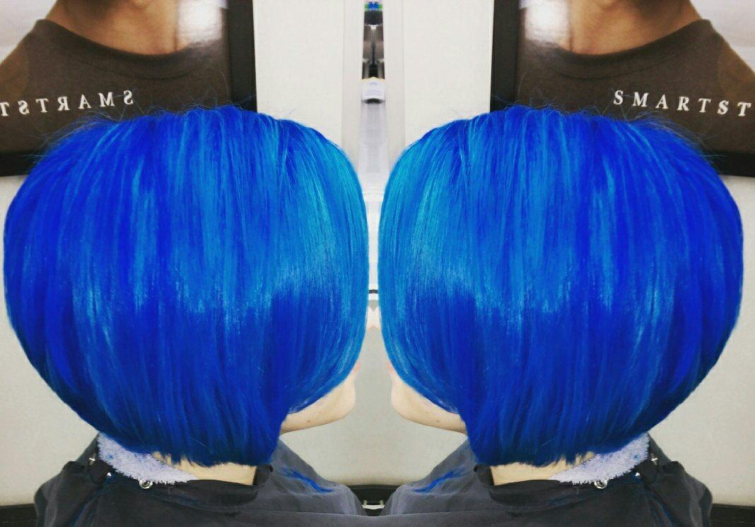 EalissaM's tweet photo. 💎Blue Sapphire💎 #pravanacolors #hairbyealissa https://t.co/bKl3T6T3F5