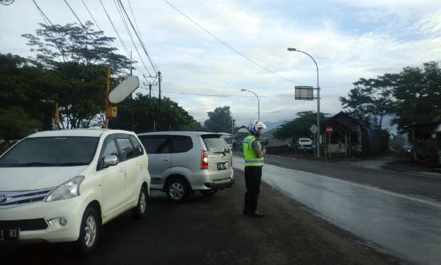 Simpang tiga rancabango arus lalu lintas lancar Polres tasik kota