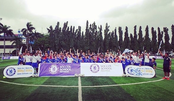 Chelseafcssid's tweet photo. Semangat pagi Indonesia, selamat beraktivitas! #tbt #chelseafcssid #cfcssid https://t.co/JRLx8fq3Lk