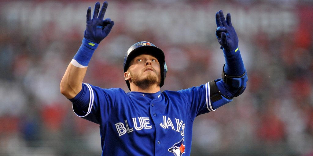 theScore's tweet photo. Blue Jays reportedly agree to 2-year, $29M deal with Josh Donaldson. https://t.co/ECARG3E7LN https://t.co/bUjEeMaKbp