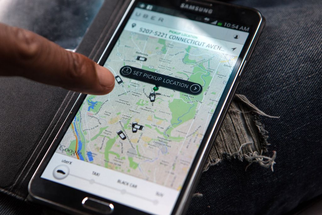 Qualaroo's tweet photo. Why APIs will save your business from getting “Uber-ed” #startup https://t.co/amQ4puOUh3 https://t.co/HWXppfdw5f