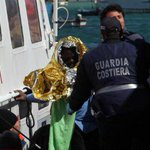 Naufragio Lampedusa, prima sentenza in Italia per traffico di esseri umani <a href='https://t.co/feVZW9wD4H' target='_blank'>https://t.co/feVZW9wD4H</a>  #M5S <a href='https://t.co/YpmPTDpe41' target='_blank'>https://t.co/YpmPTDpe41</a> 