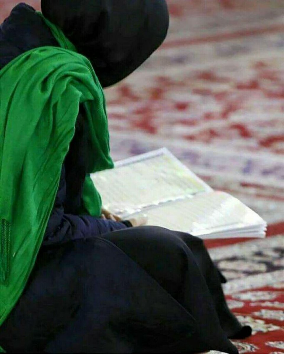 أودع امنياتي بسجودي
 أمسح عبراتي بسكوني
  أرفع رأسي الى السماء
    أناغي عطشي لنورك ..

متى اللقاء يا صاحب الزمان💔؟